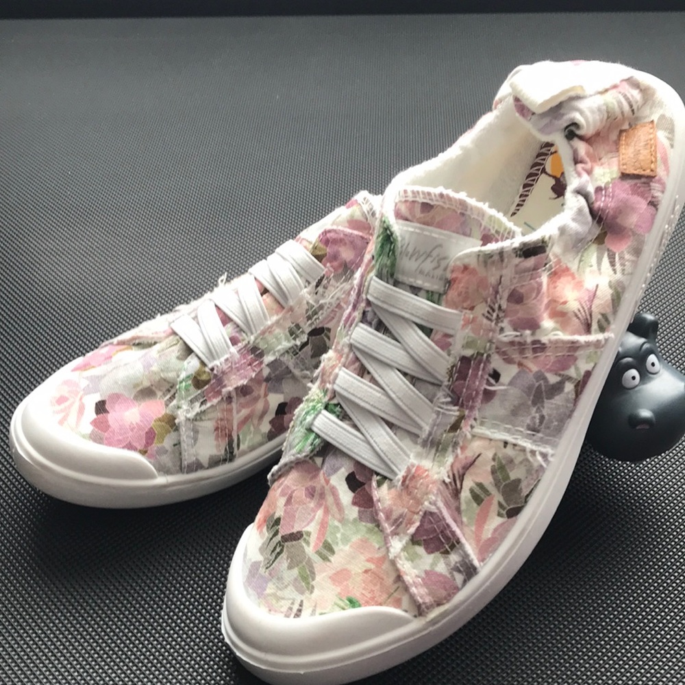 Blowfish Walking shoes